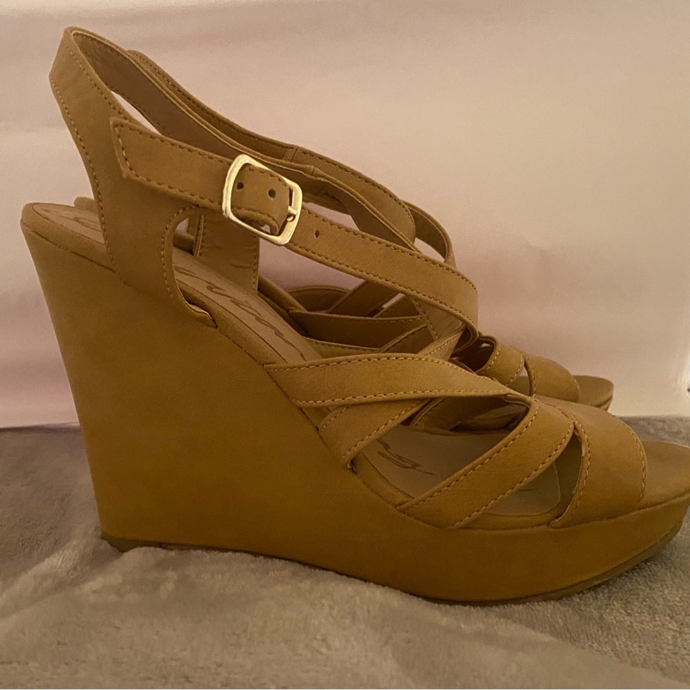American Rag Arielle Strappy Wedge - Size 7